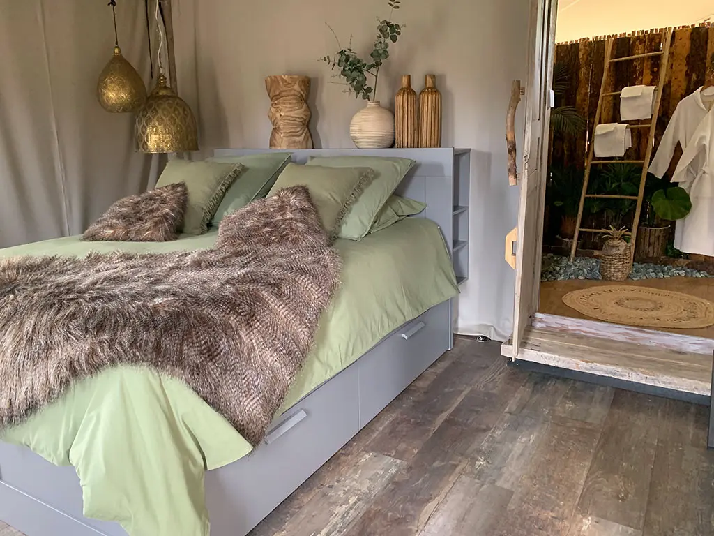 Chambre avec lit queen size – Lodge Spirit of Bali, Verdon