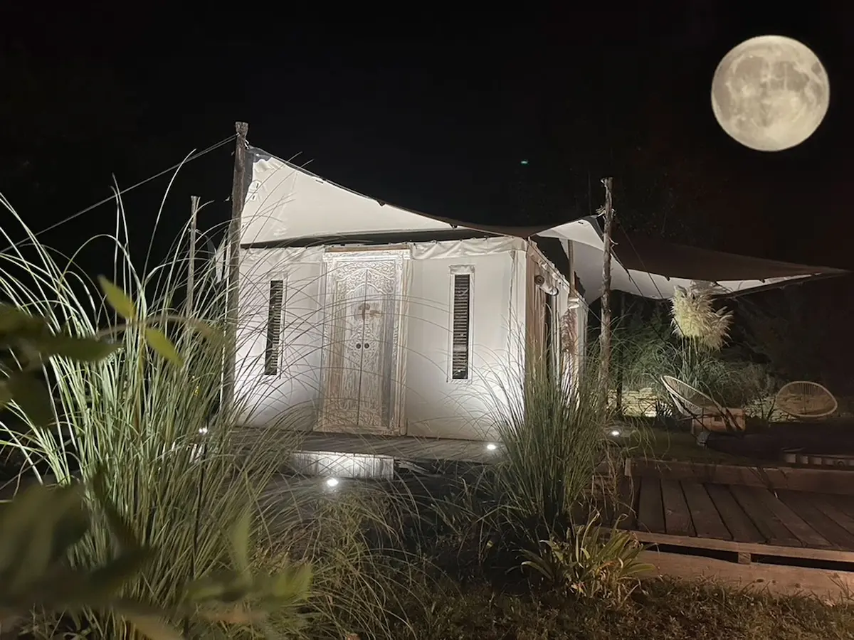 Lodge insolite piscine et jacuzzi privatif dans le Verdon (Var)