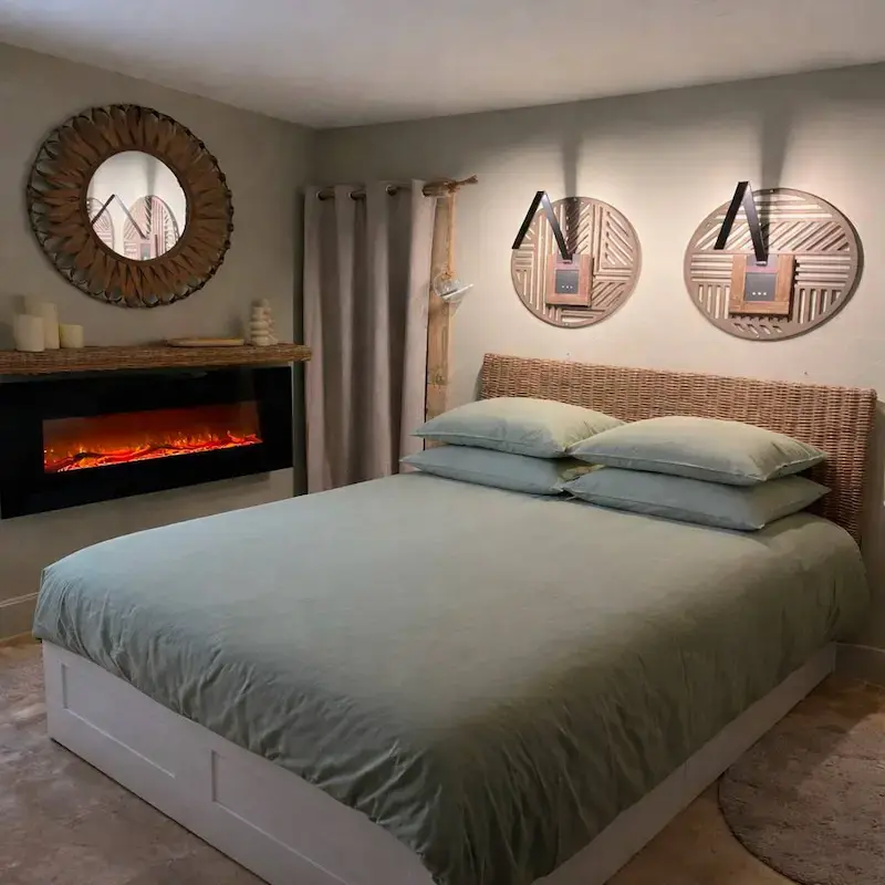 Un lodge, une suite, une piscine